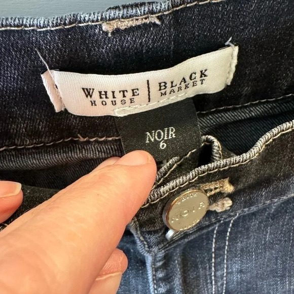 Trendy White House Black Market Black Denim Capri Sz 6 - Picture 6 of 7